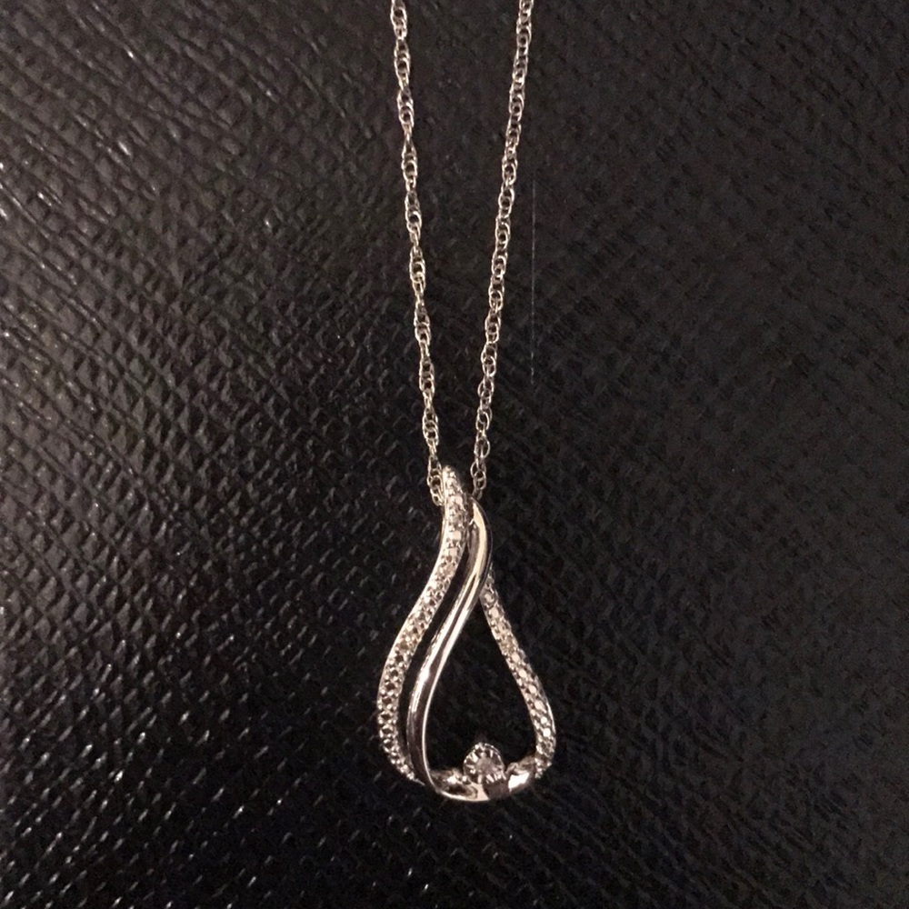 Helzberg Diamonds Teardrop necklace